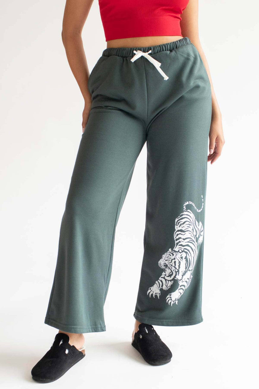 Pine Tiger Detail Sweatpants
