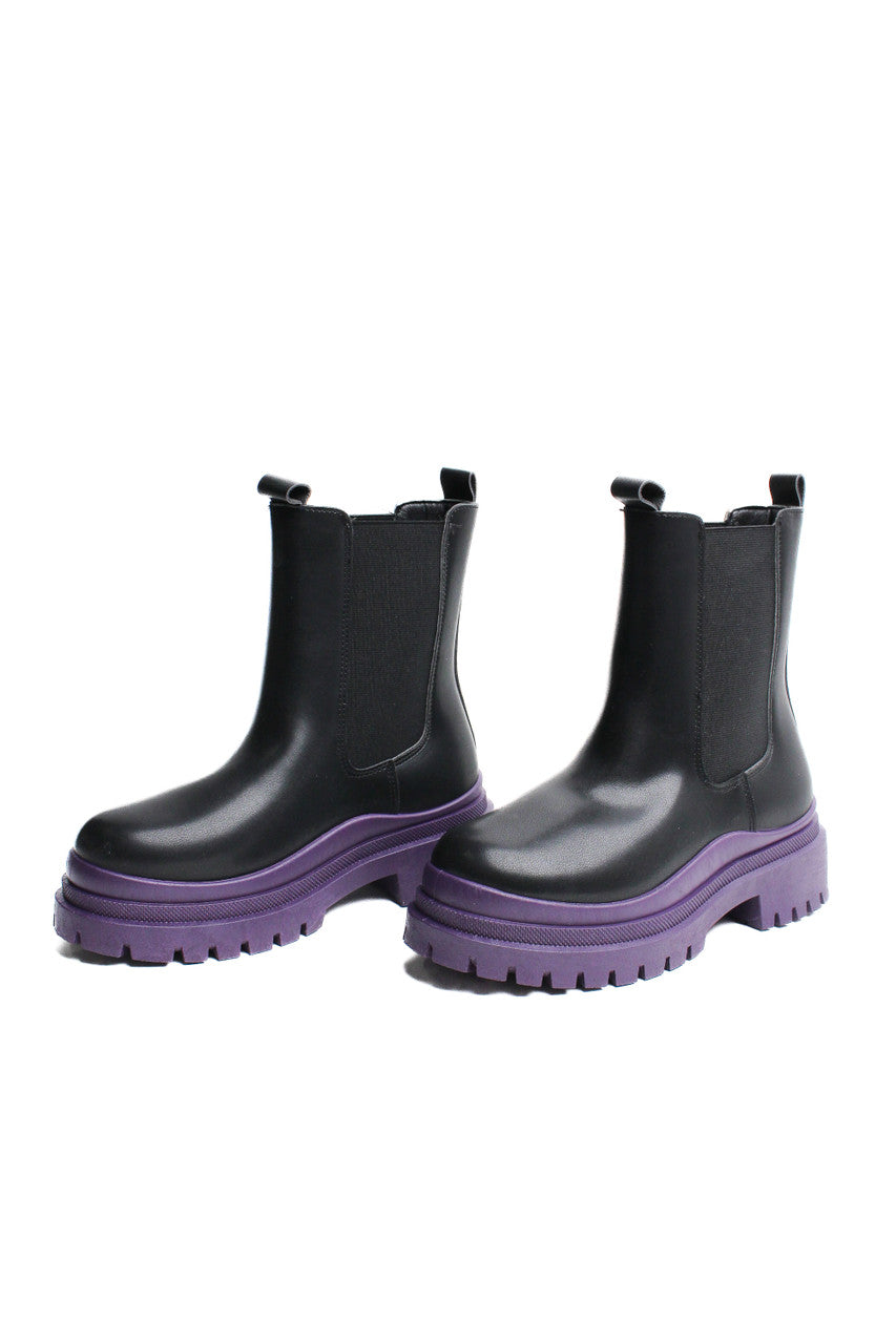 Black & Plum Two Tone Duck Boots