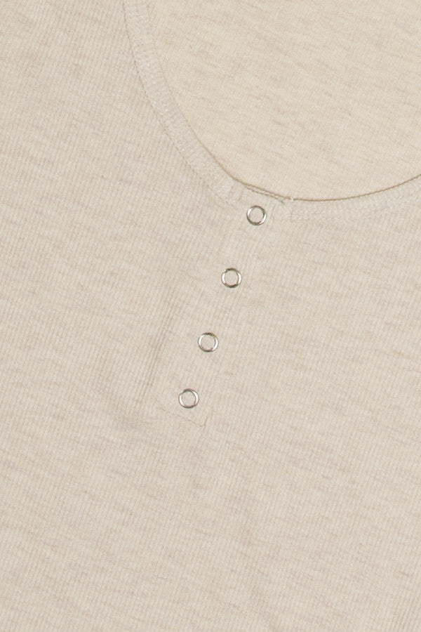 Oatmeal Scoop Snap Henley Tee