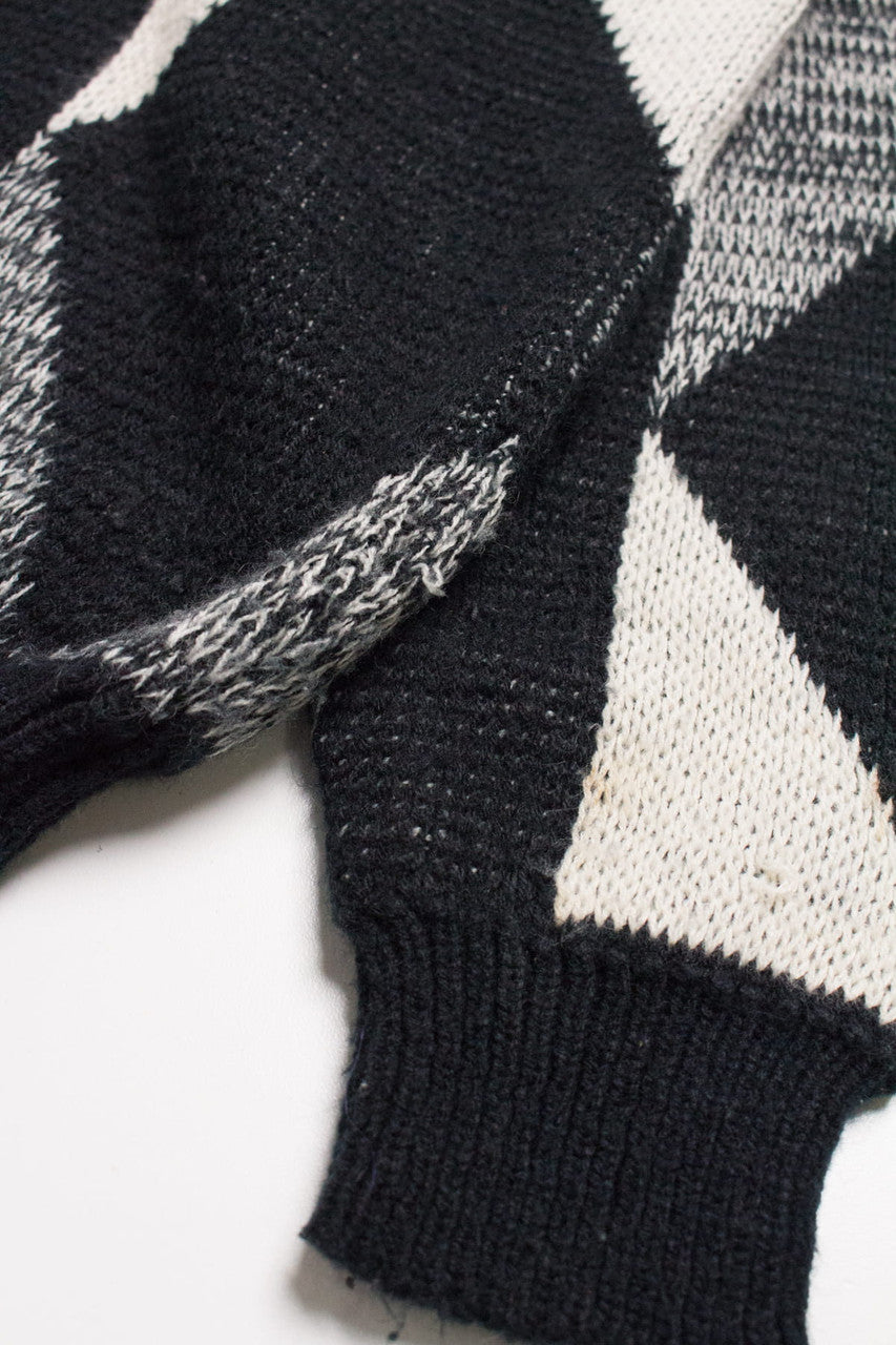 Vintage Diamond Triangle 80s Sweater 3817