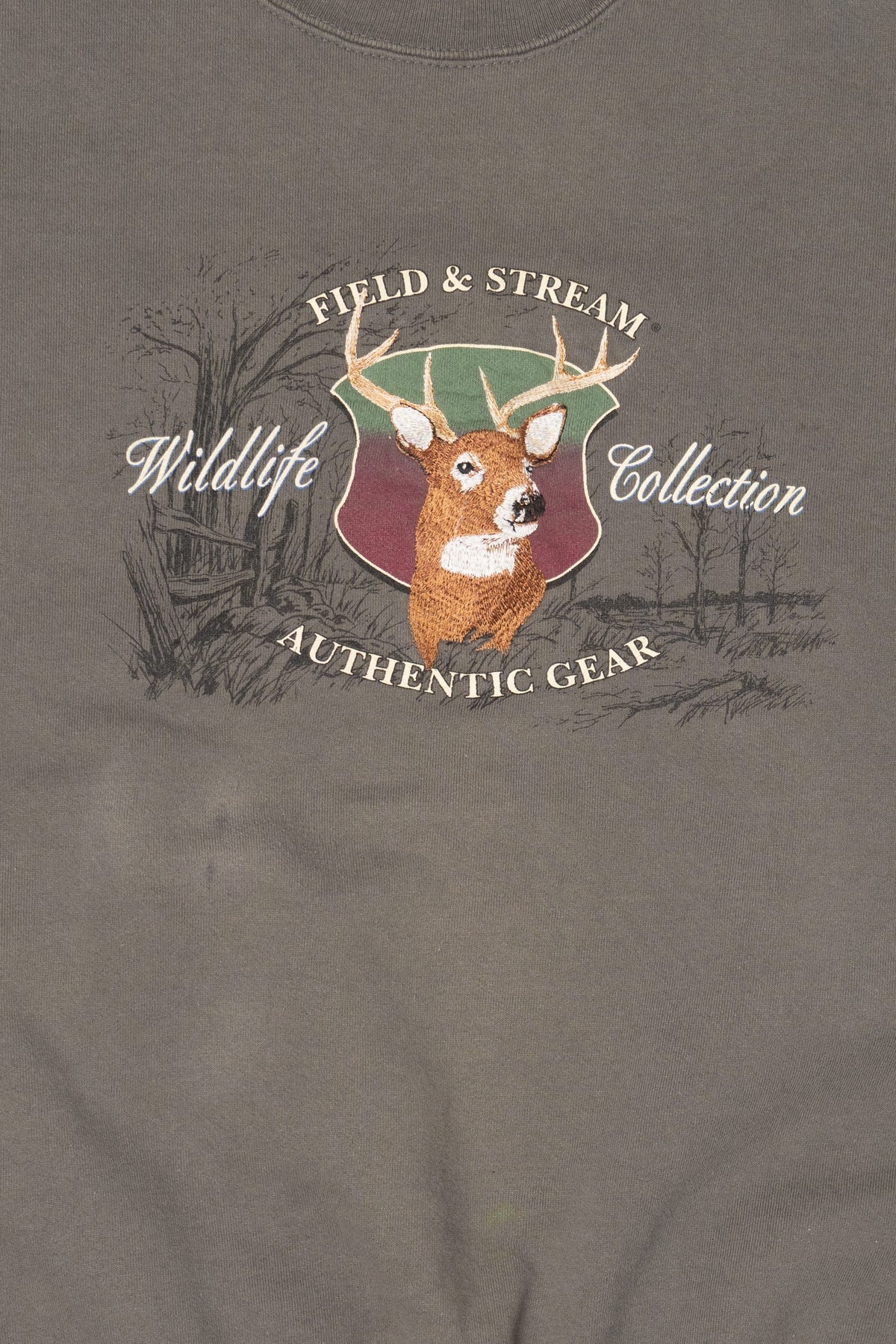 Vintage Field & Stream Wildlife Collection Authentic Gear Deer Buck Sweatshirt (1990s)