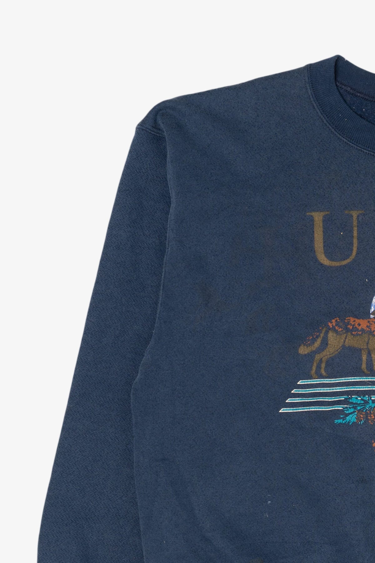 Vintage Navy Blue Utah Wolves Under Moon Sweatshirt (1990s)