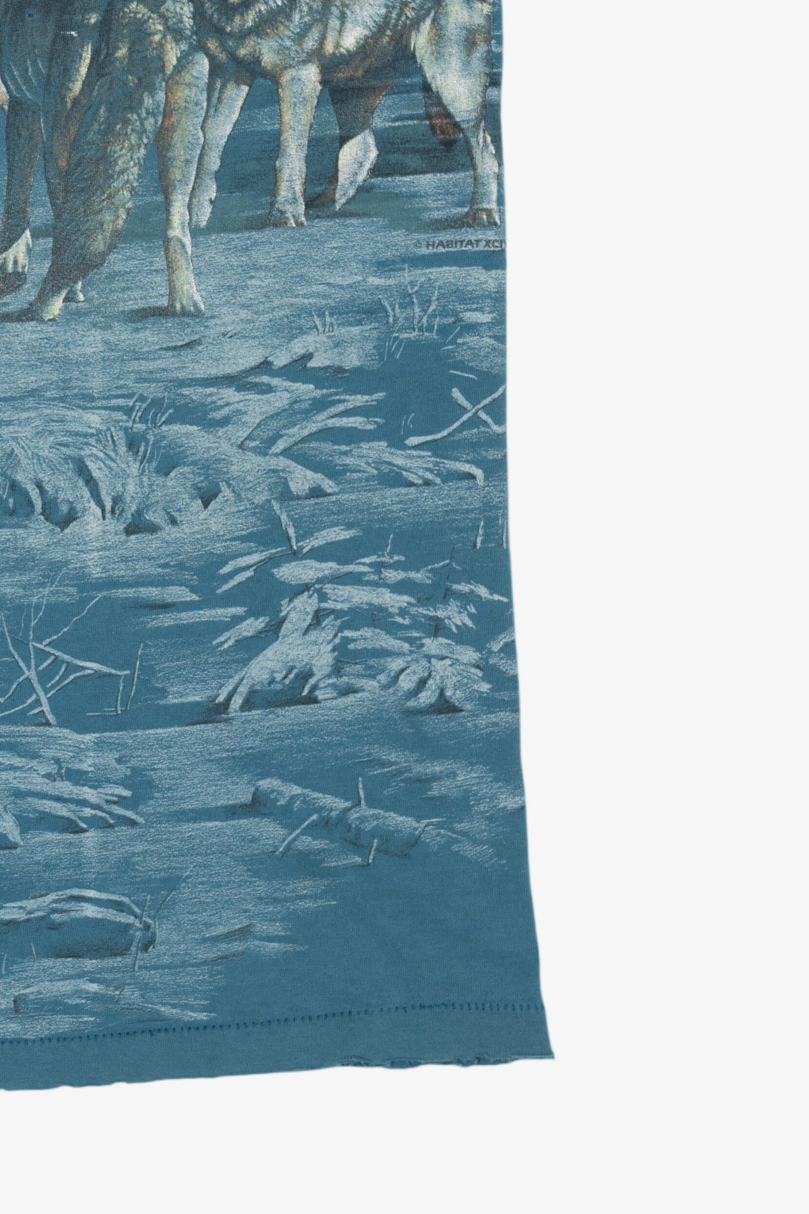 Vintage Distressed Pack Of Wolves Wrap Around Print T-Shirt (1990s)