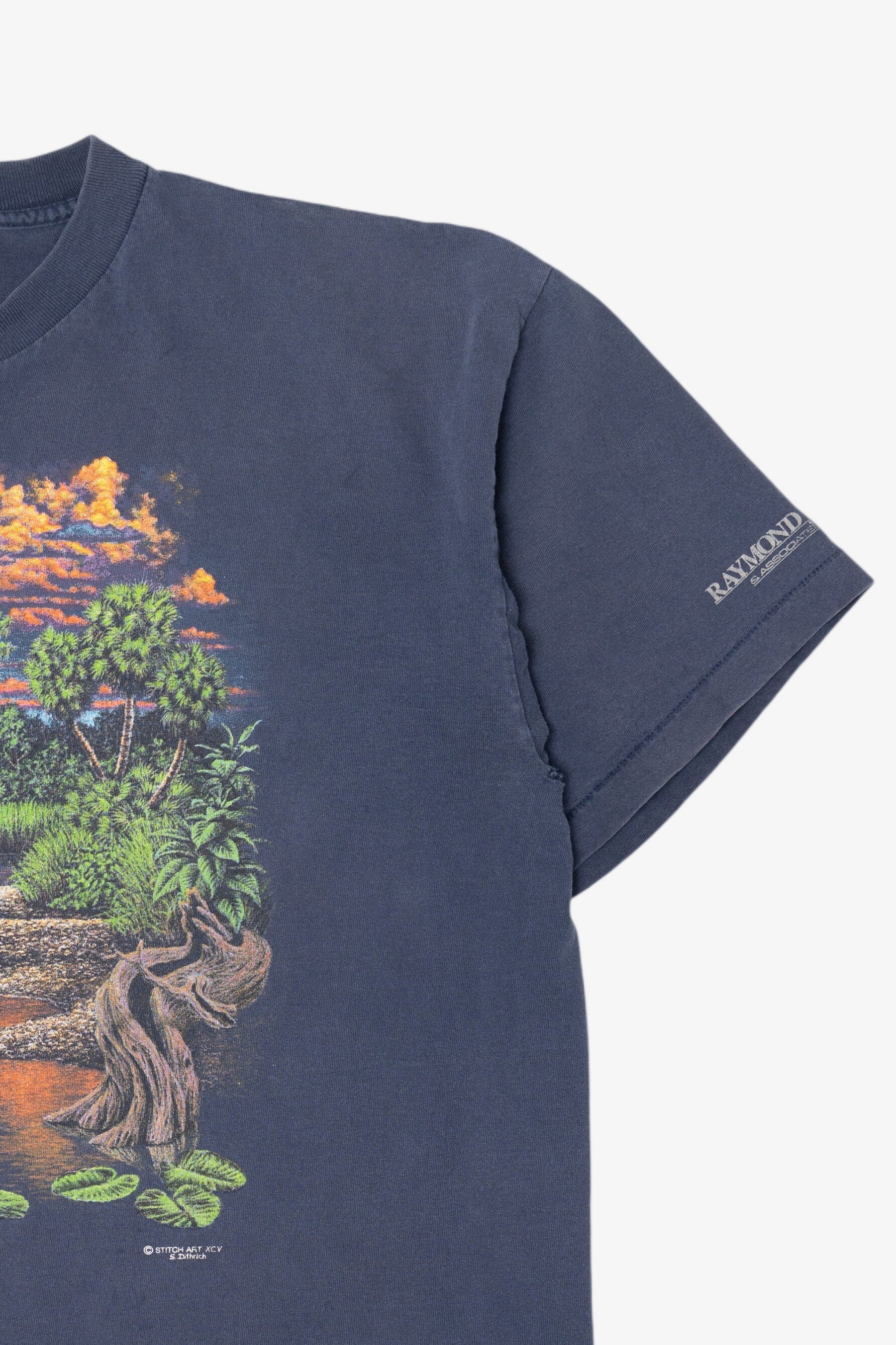 Vintage Embroidered Heron Stitch Art Single Stitch T-Shirt (1990s)