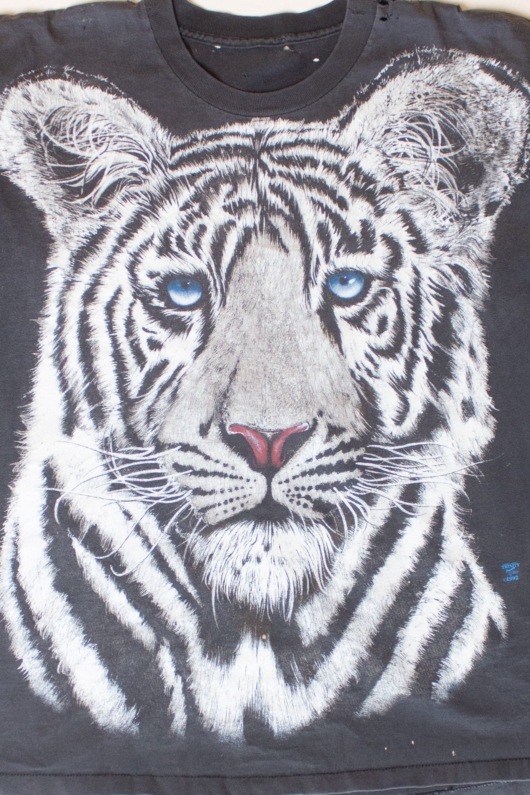 Vintage Distressed White Tiger T-Shirt (1990s)