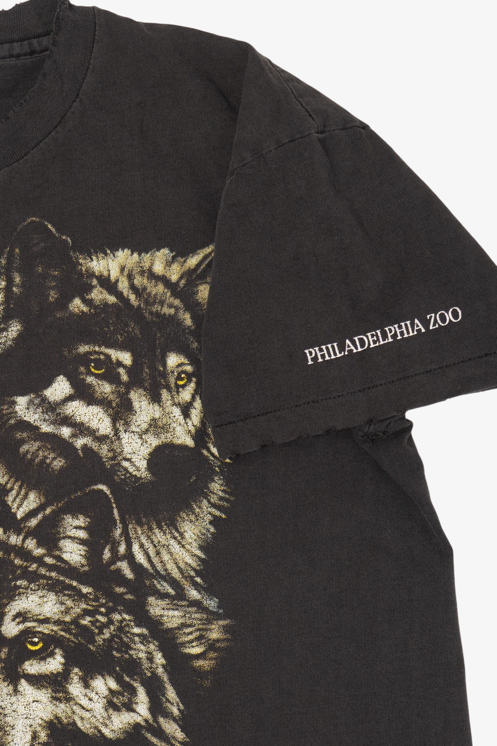 Vintage Distressed Philadelphia Zoo Wolves T-Shirt (1990s)