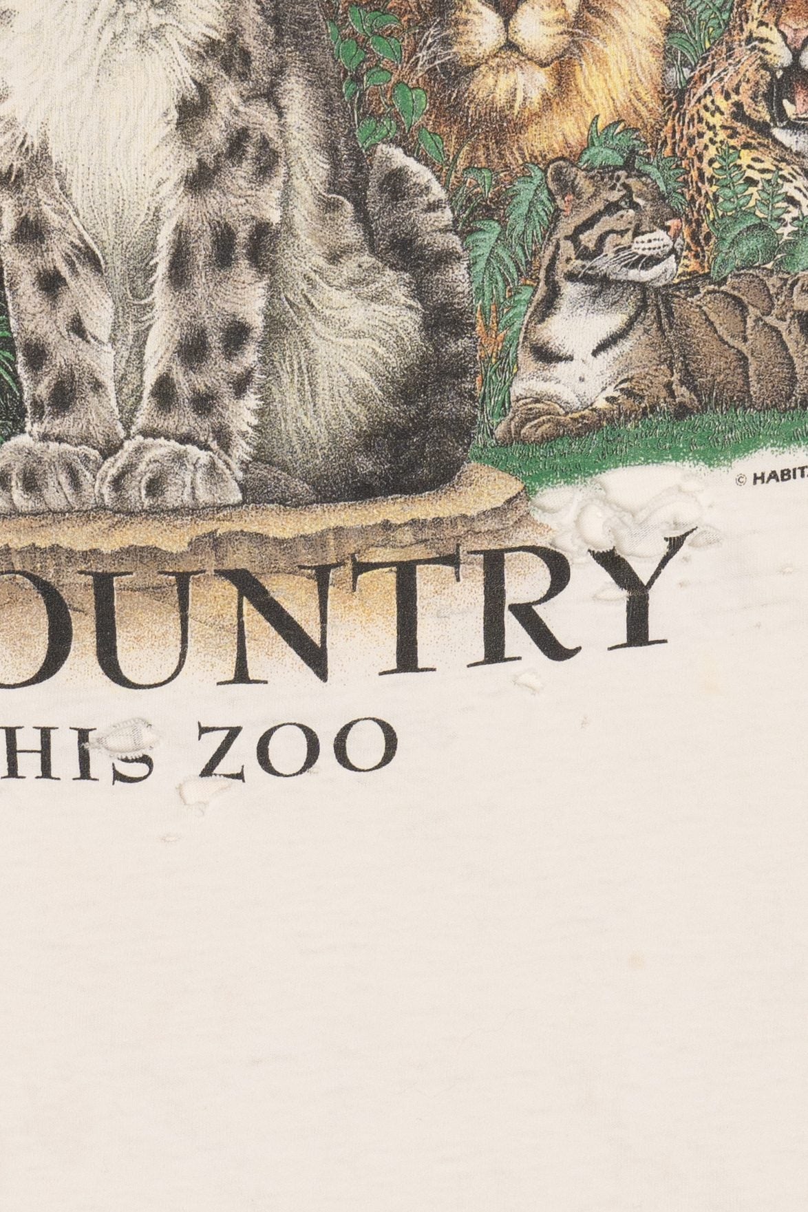 Vintage Thrashed Cat Country Memphis Zoo Big Cats Wrap Around T-Shirt (1990s)