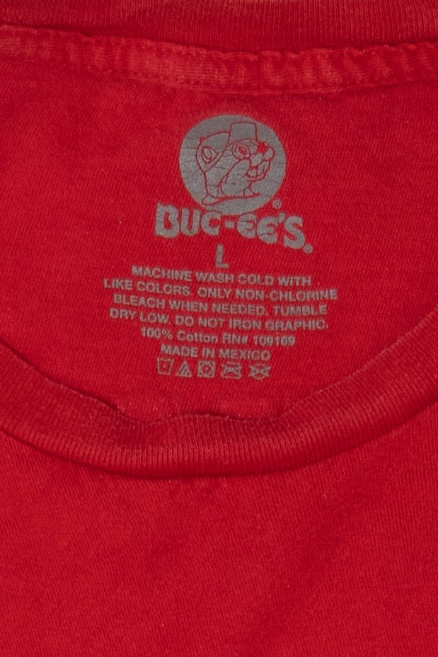 Red Buc-ee's Christmas "Never Calm Always Bright" T-Shirt (2020s)