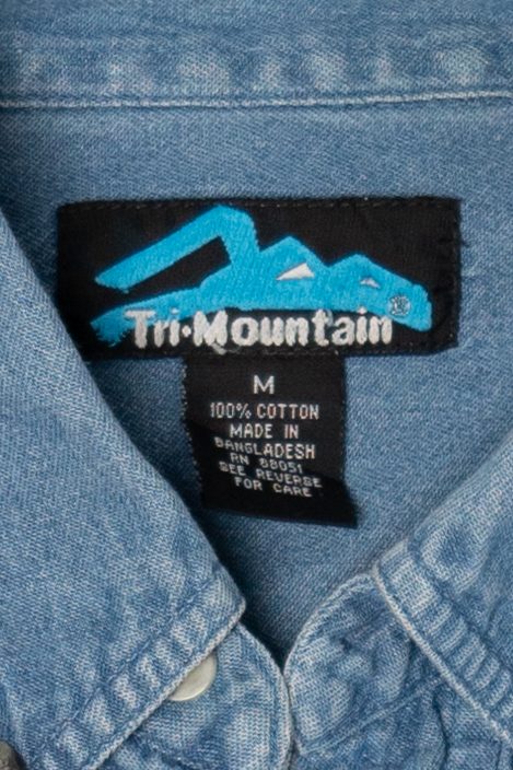Vintage Tri Mountain Denim Button Up Shirt (1990s)