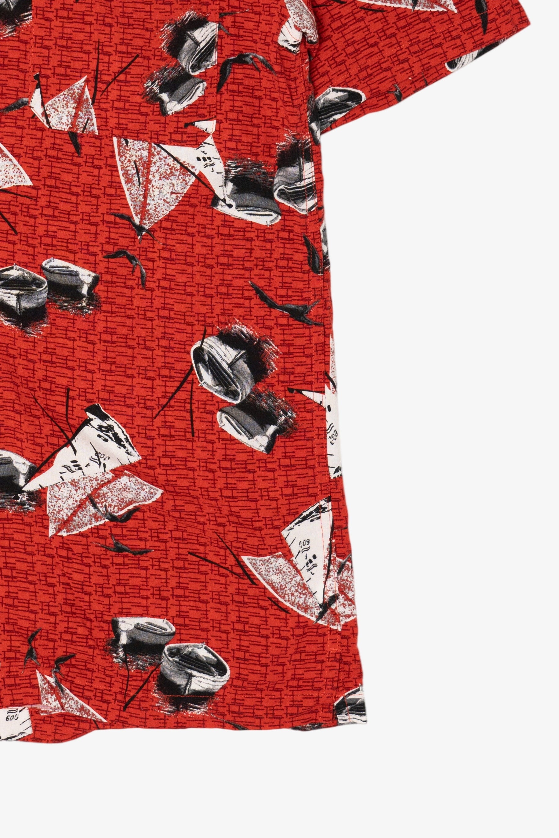 Vintage Red Boca Sailboats And Canoes Pattern Button Up Shirt (1990s)