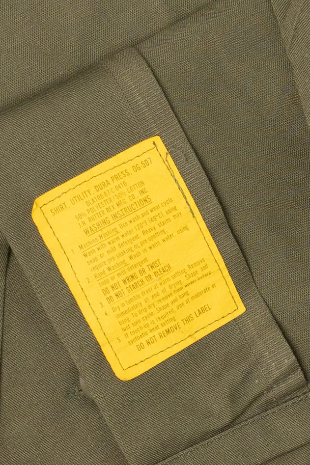 Vintage Army Green US Military Button Up Shirt (1980s)