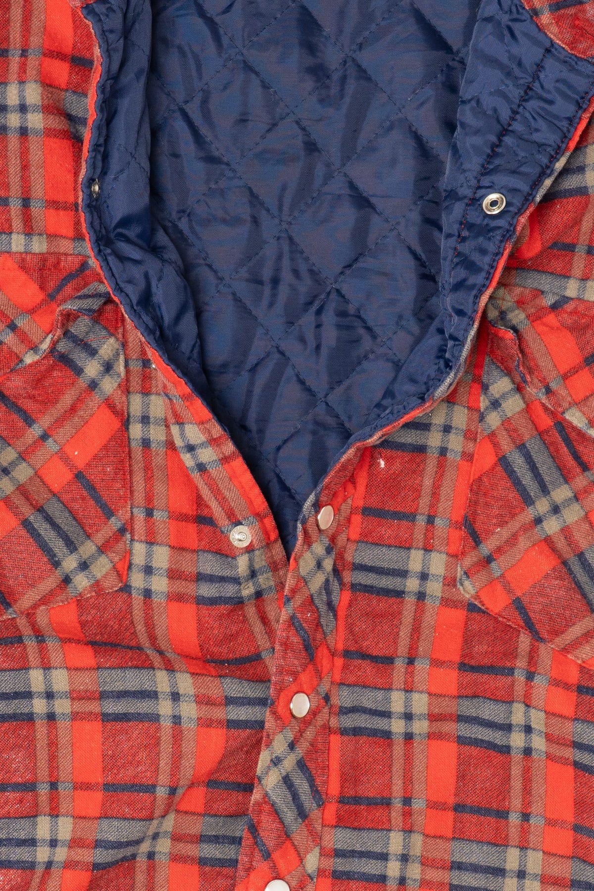 Vintage Distressed Red Plaid Williams Bay Quilt Lined Flannel Shirt (1990s)