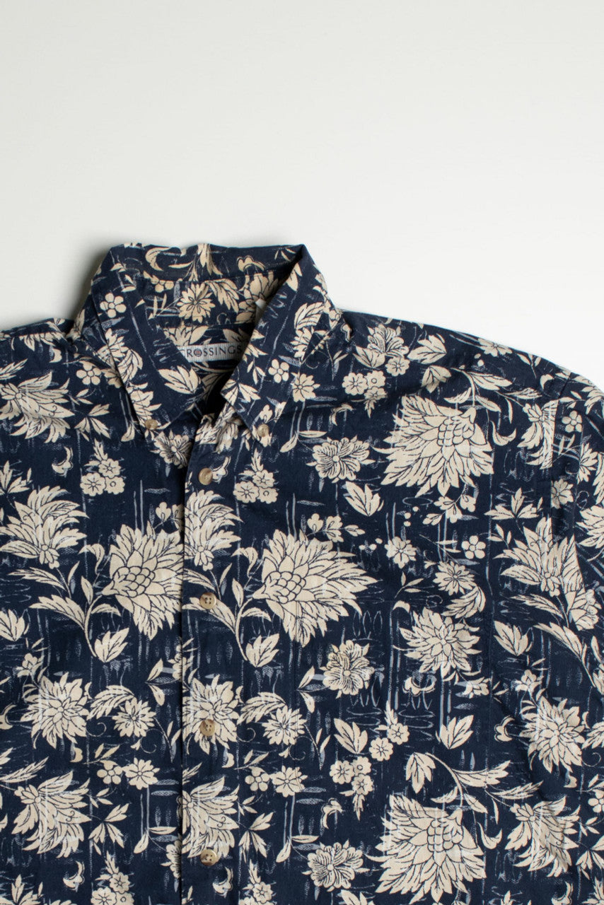 Vintage Crossings Button Up Shirt