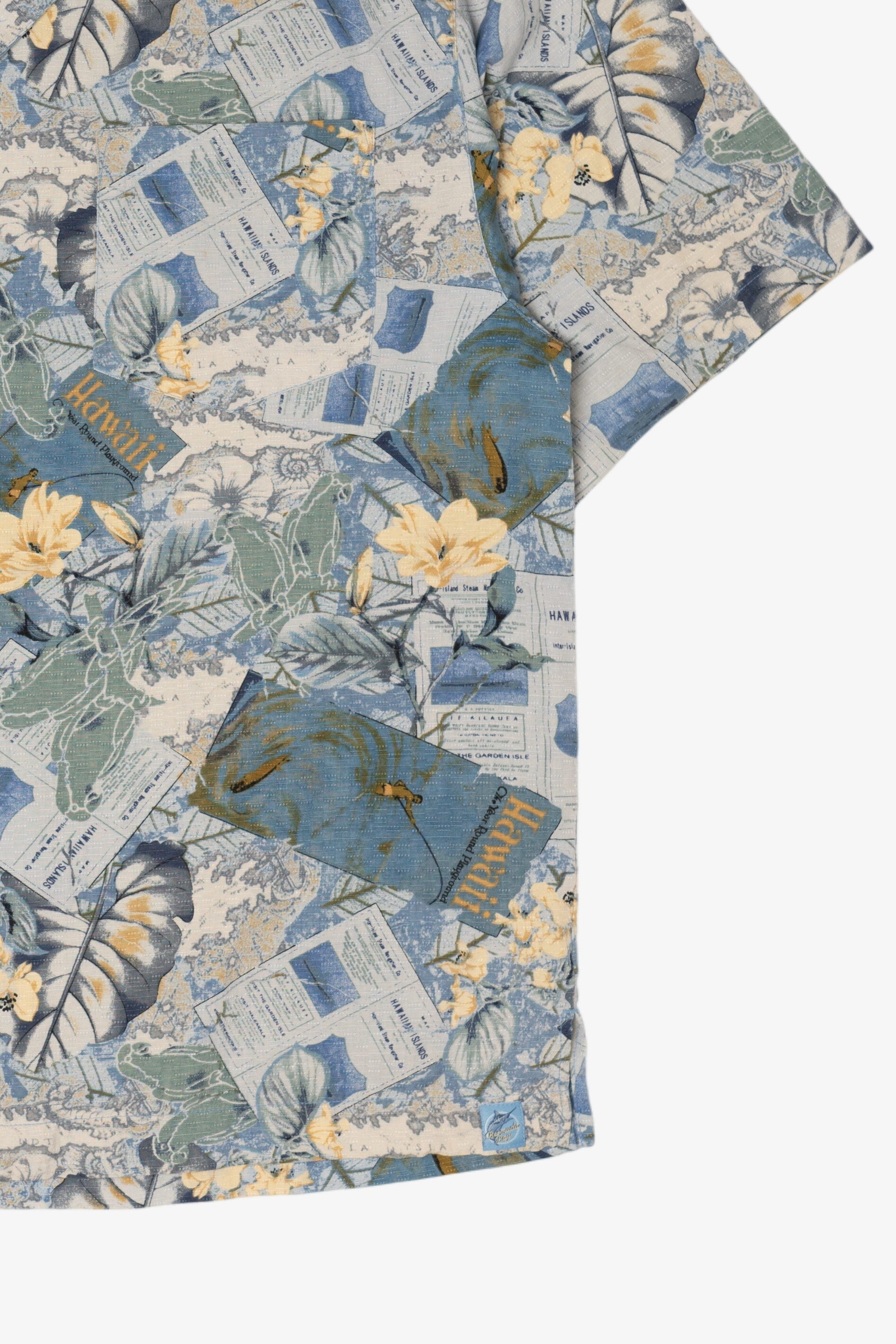 Blue Bermuda Bay Hawaiian Button Up Shirt (2000s)