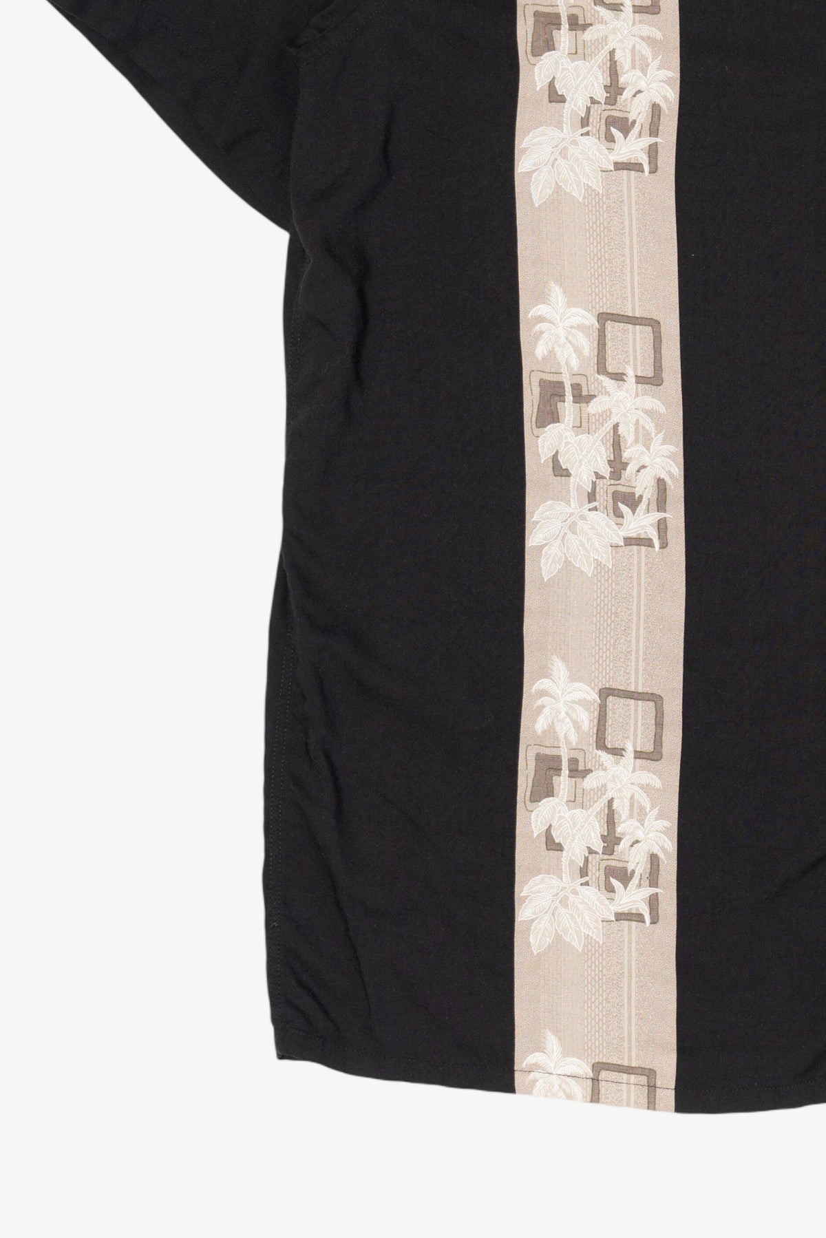 Black Island Shares Hawaiian Button Up Shirt (2000s)