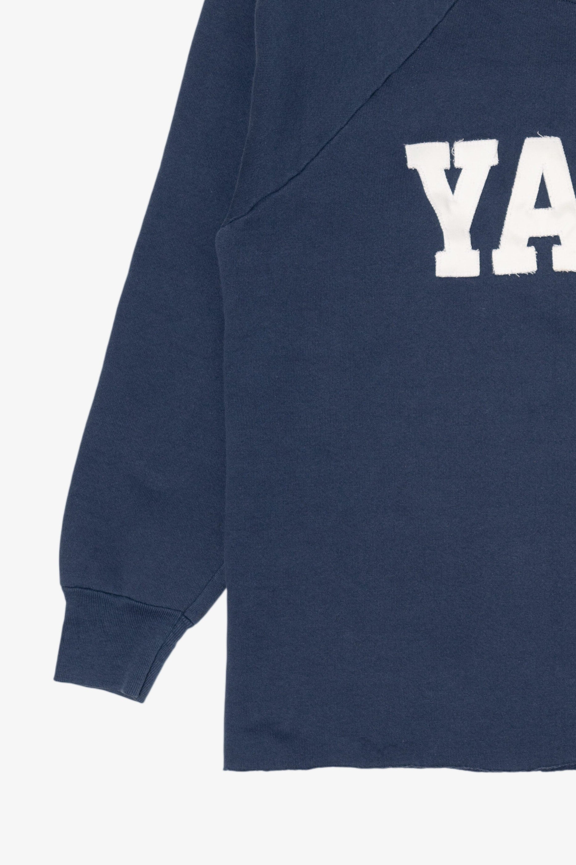Vintage Navy Blue Yale University Cut Off Raglan Sweatshirt (1990s)