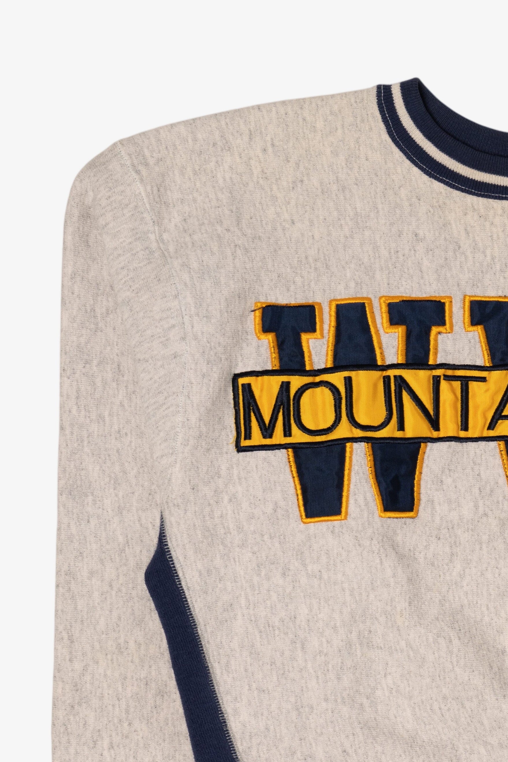 Vintage West Virginia University Mountaineers Sweatshirt (1990s)