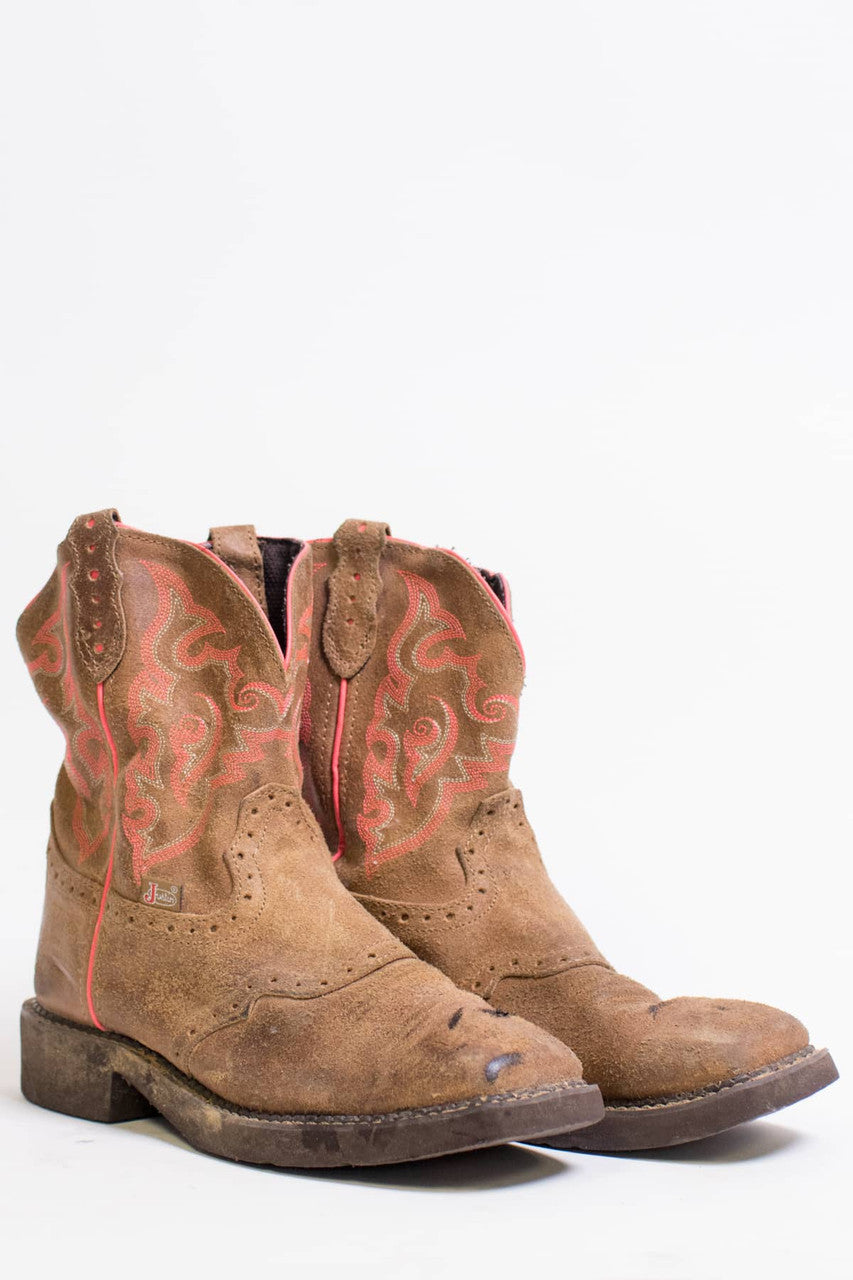 Vintage Justin Cowboy Boot (8 B)