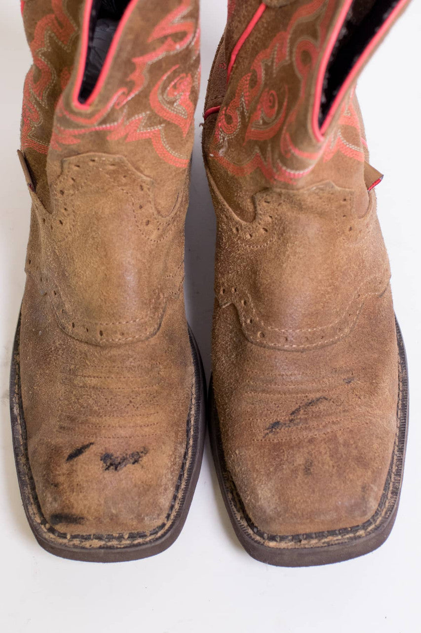 Vintage Justin Cowboy Boot (8 B)