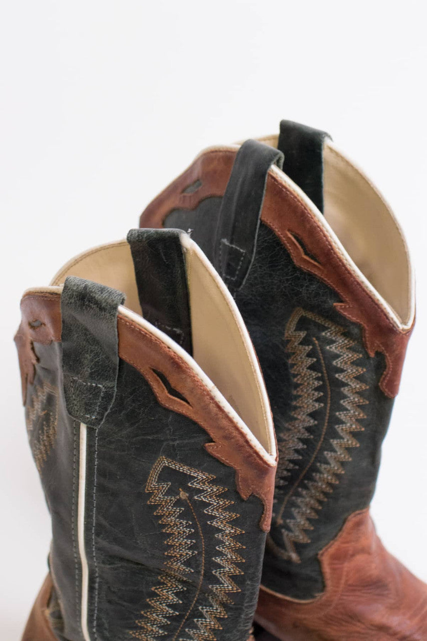 Vintage Old West Cowboy Boot (9.5 D)