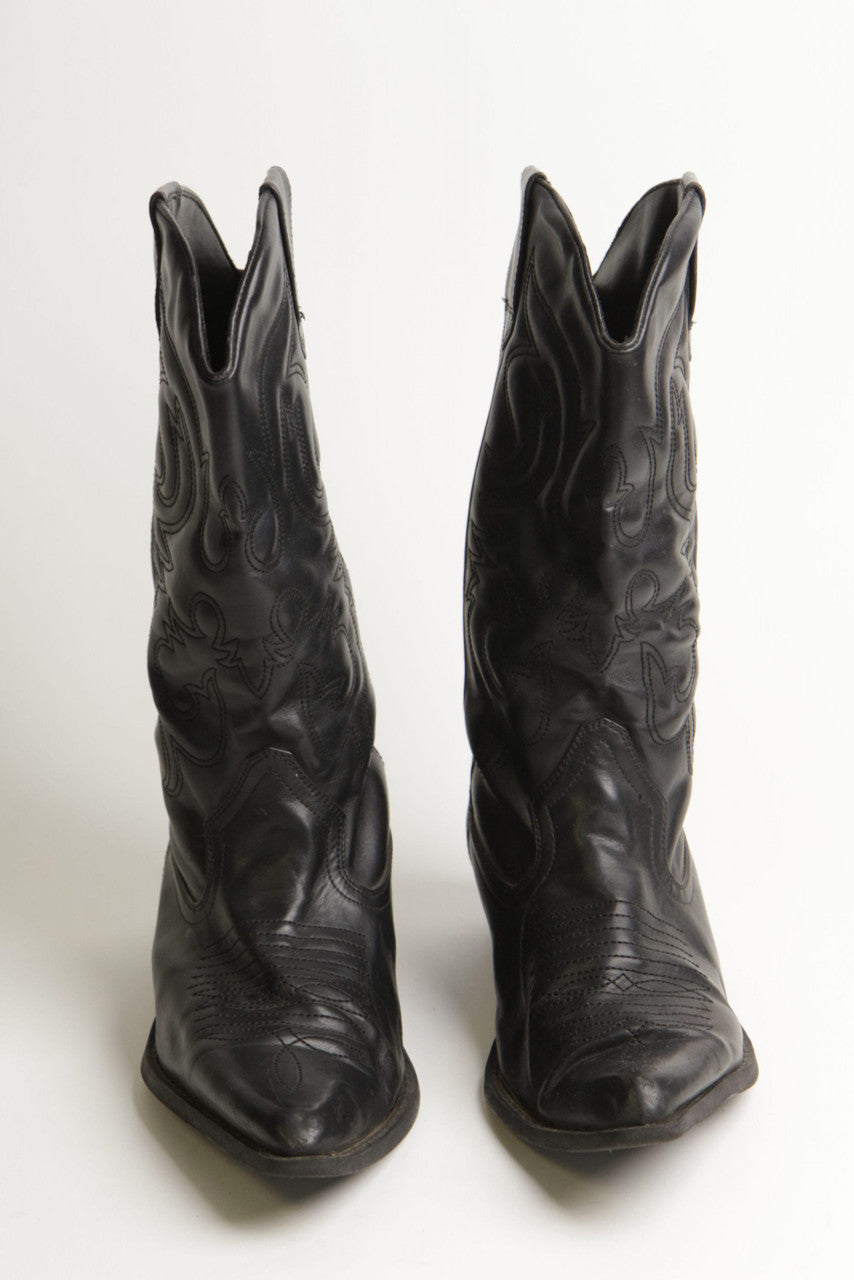 Madden Girl 9.5 M Cowgirl Boots