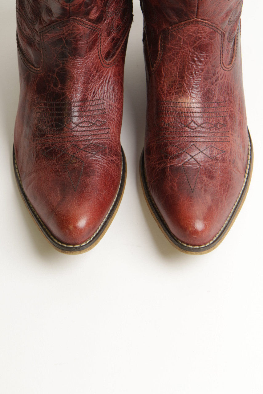 Women's 8M Cowgirl Boots