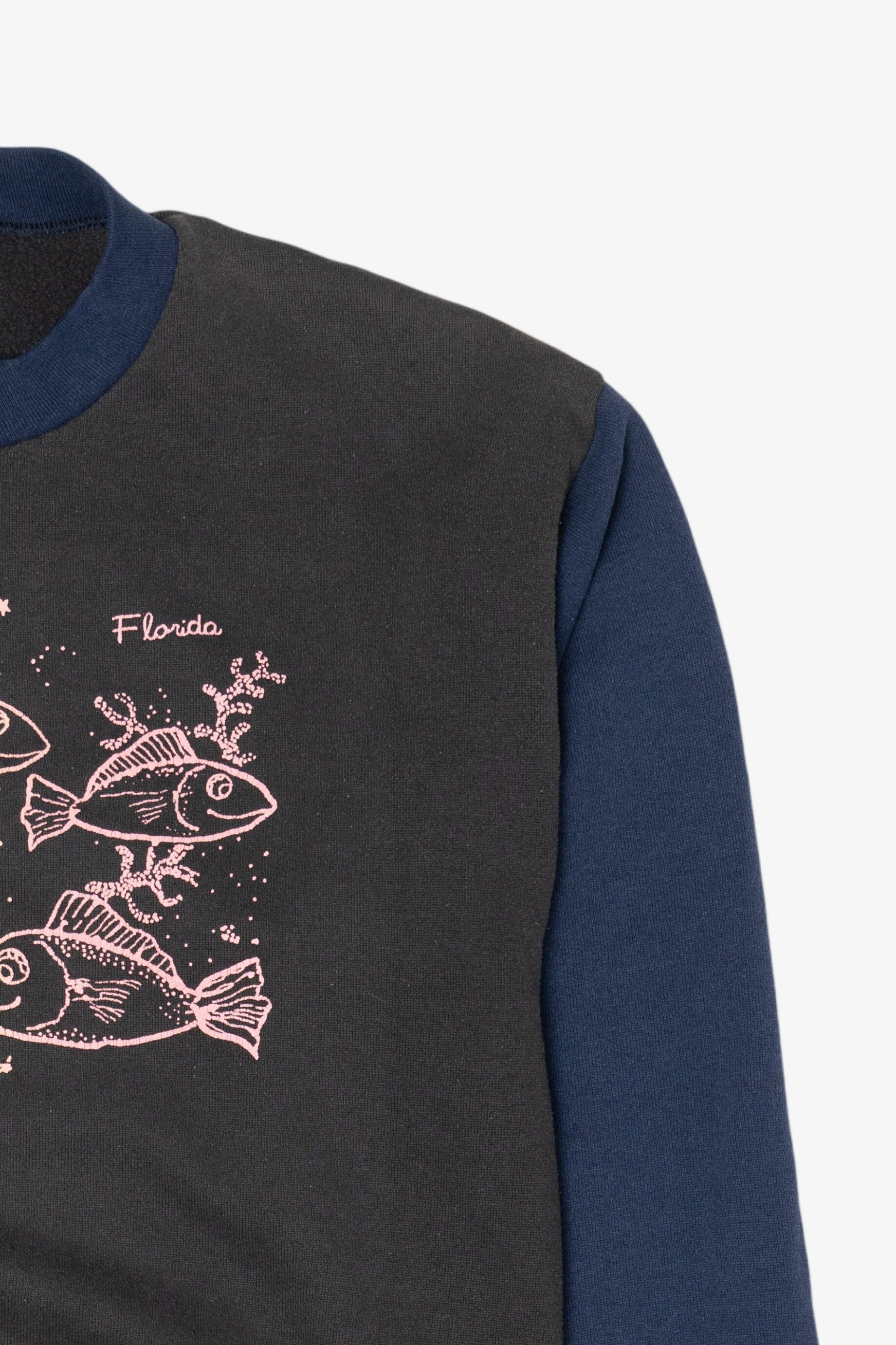 Vintage Ft. Myers Beach Florida Fish Sweatshirt (1990s)