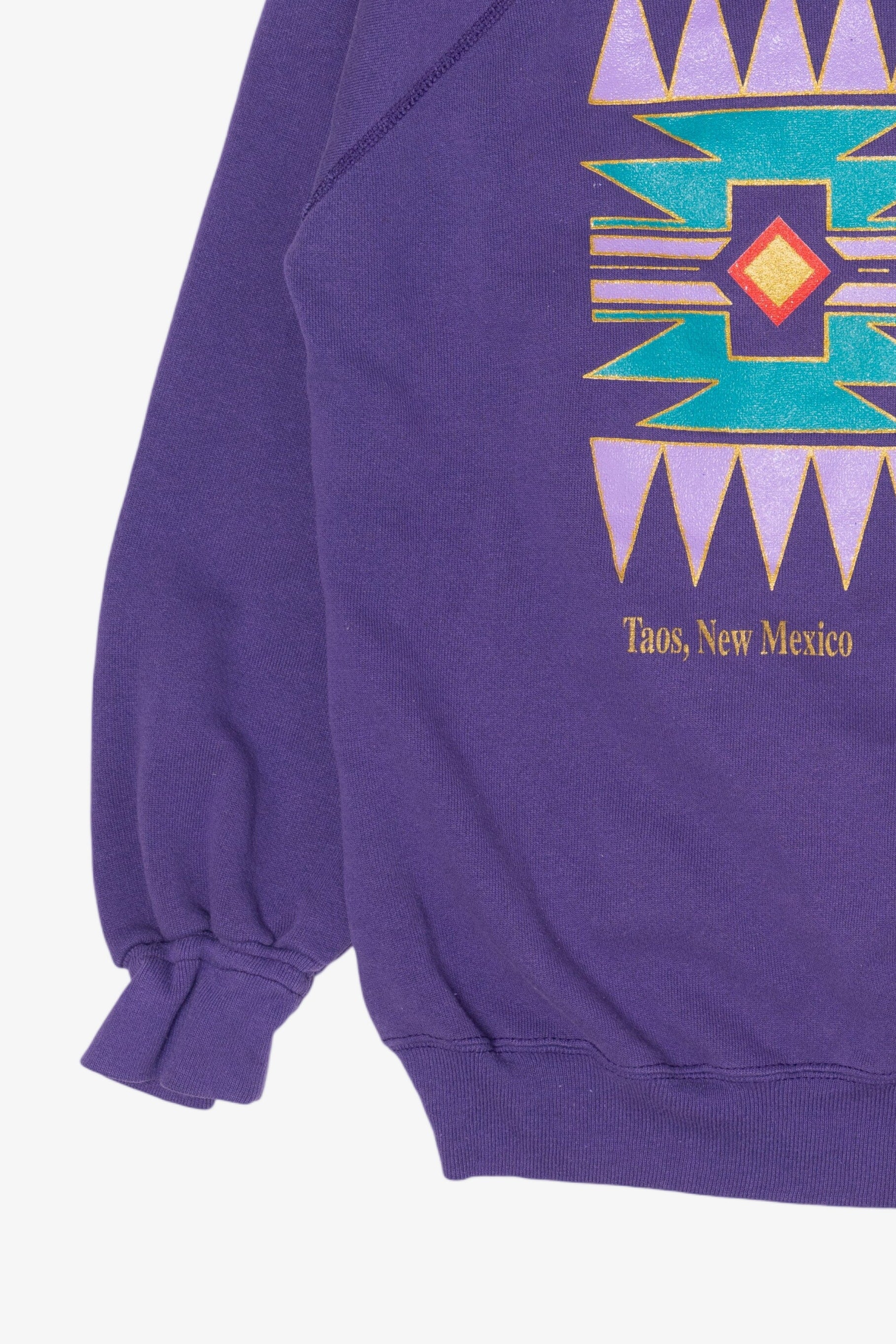 Vintage Purple Taos, New Mexico Southerwestern Pattern Tultex Sweatshirt (1990s)
