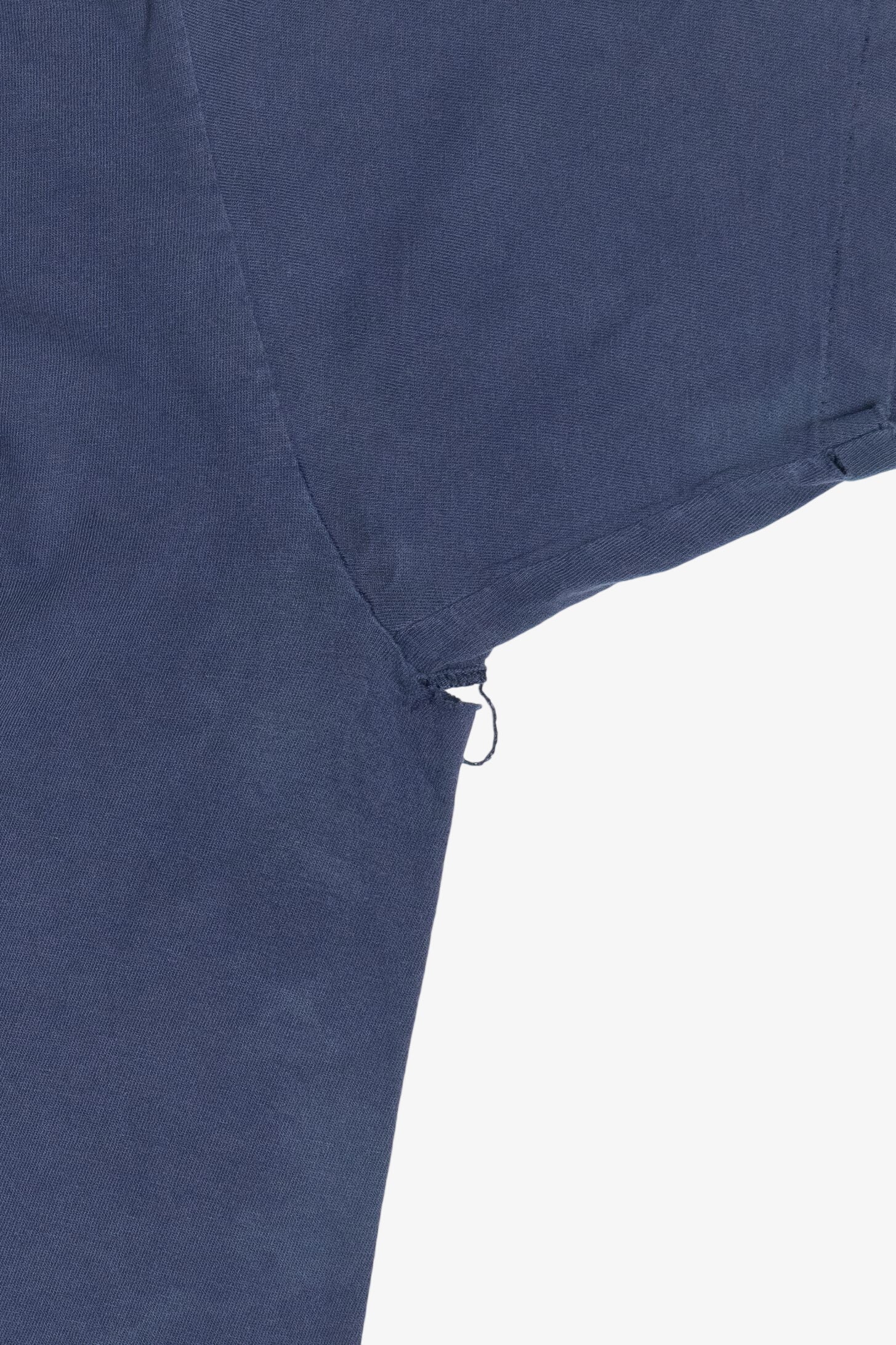 Vintage Distressed University Of Hawaii "Truth Knowledge A Great Tan" Crazy Shirts T-Shirt (1980s)