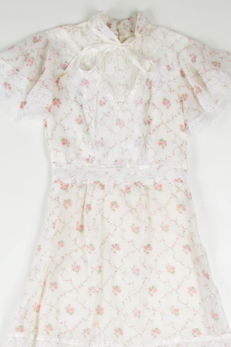 Ditsy Floral Lace Trim Peasant Dress