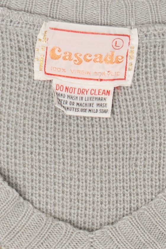Vintage Light Gray Geometric Pattern Cascade V-Neck Sweater (1970s)