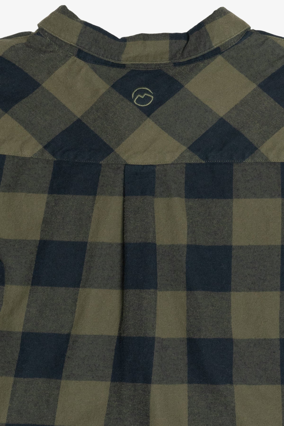 Magellan Outdoors Canyon Creek Buffalo Plaid Flannel Button Up (2010s)