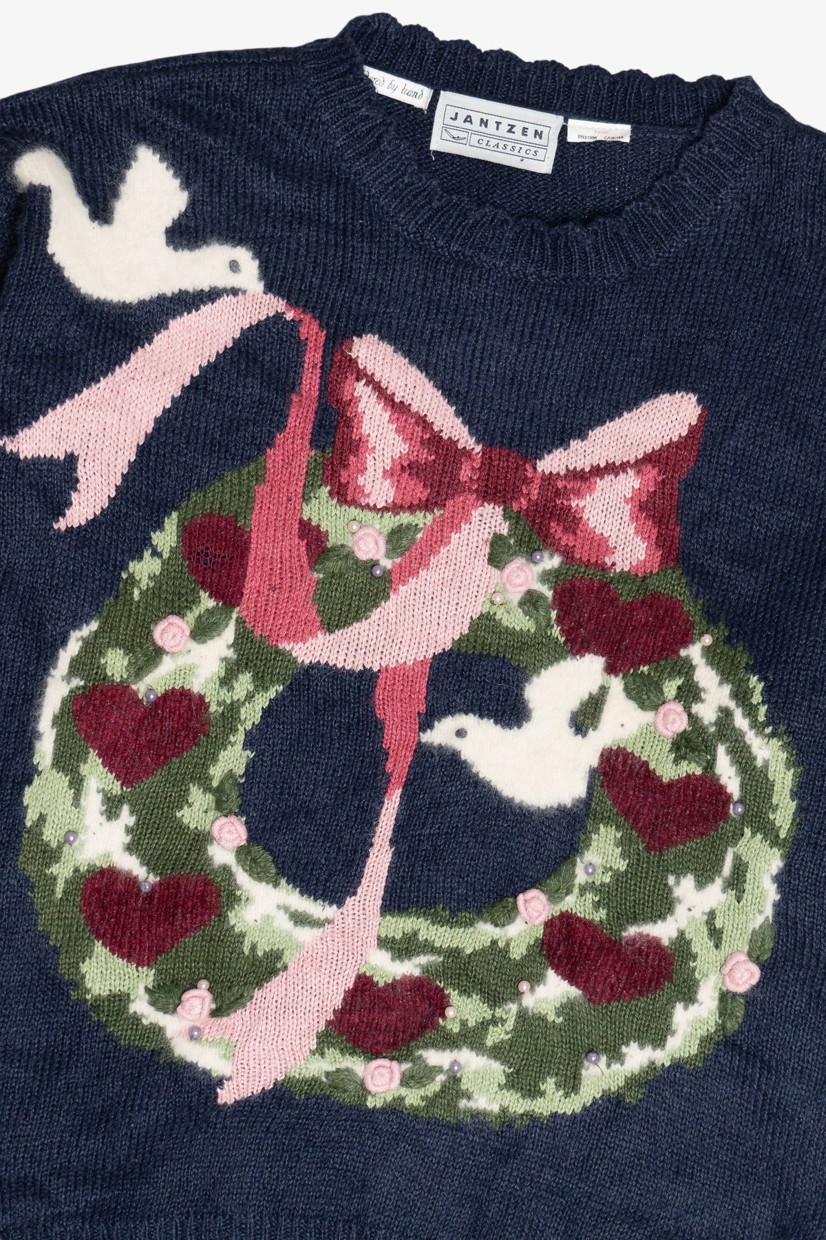 Vintage Hand Embroidered Heart Wreath Graphic Sweater (1990s)
