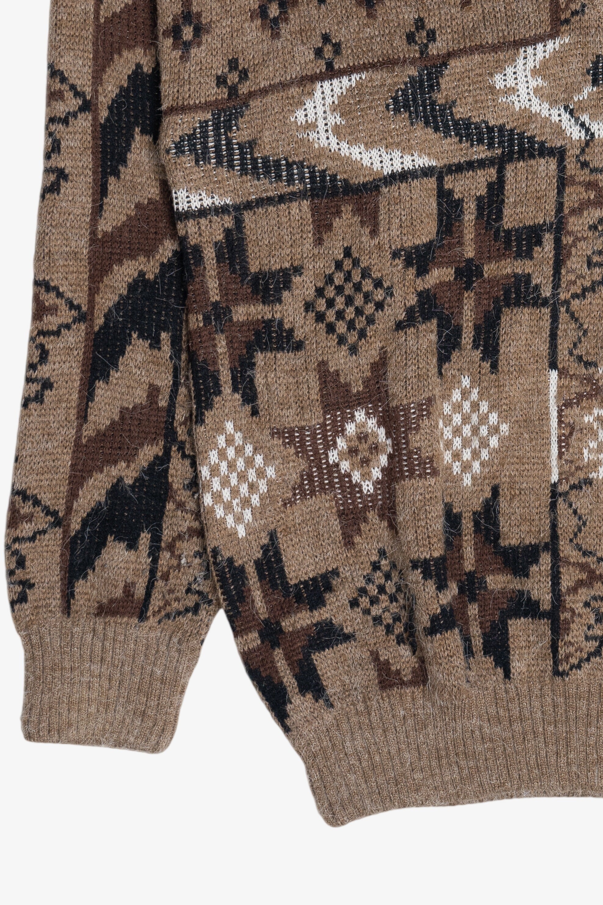 Vintage Gabicci Concept Design V-Neck Graphic Sweater (1980s)