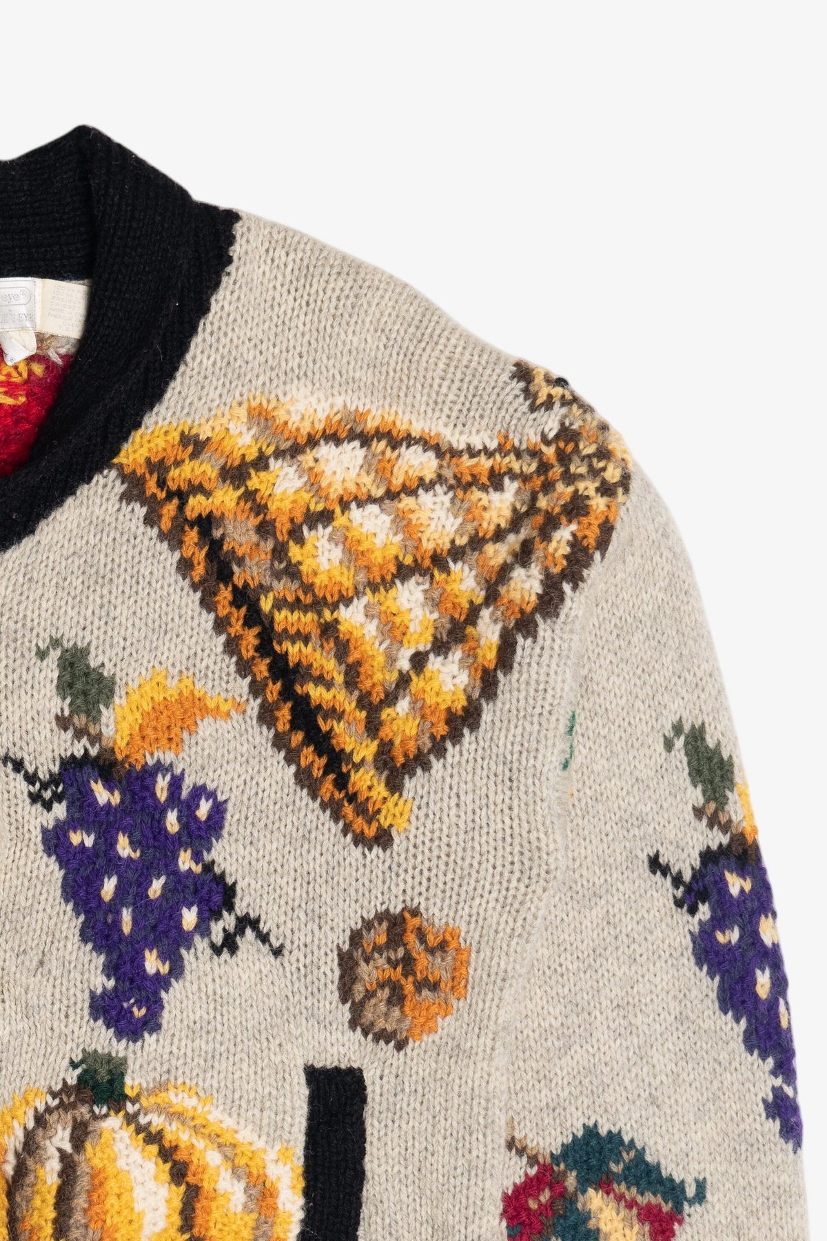 Vintage Hand Knit Vegetables And Fruit Cornucopia Eagle's Eye Cardigan Sweater (1990s)