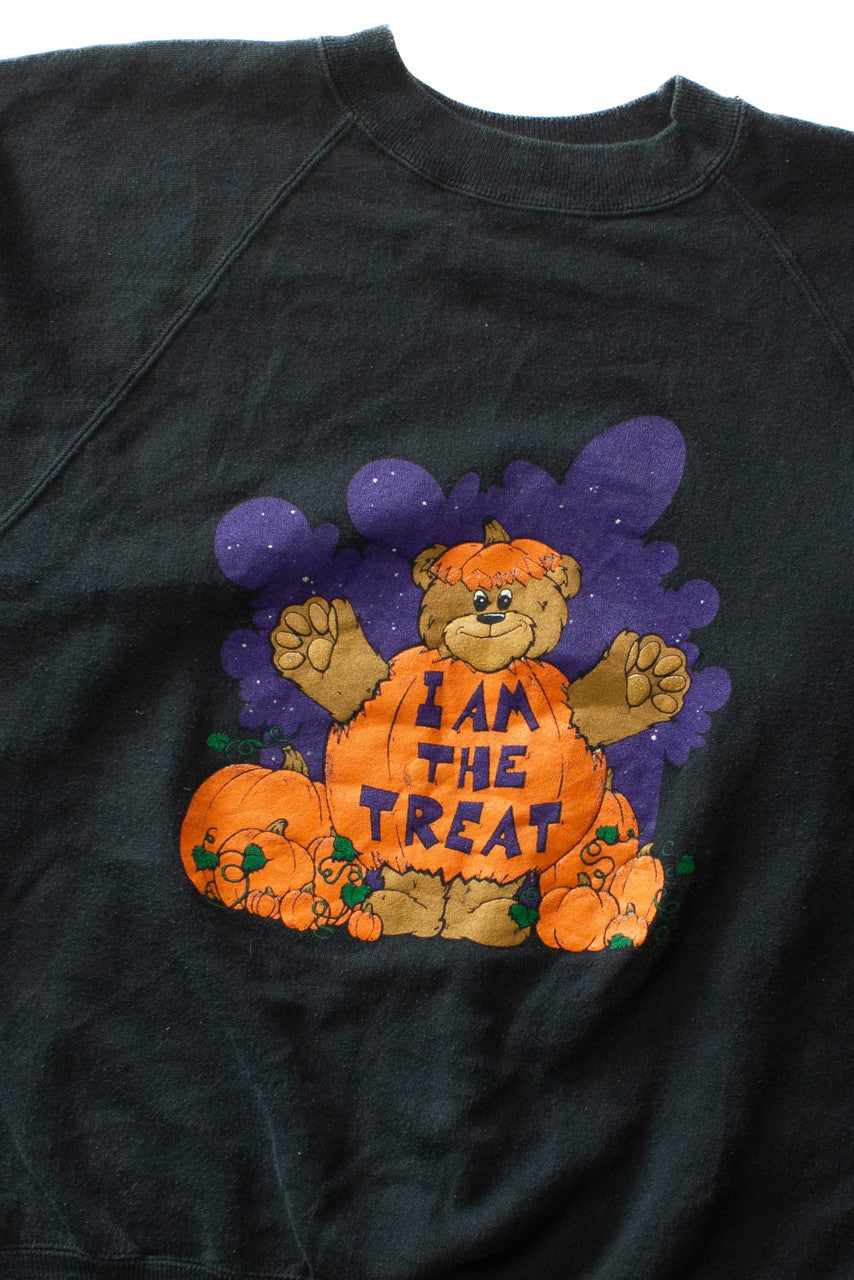 Vintage "I Am The Treat" Bear Halloween Sweatshirt (1990s)