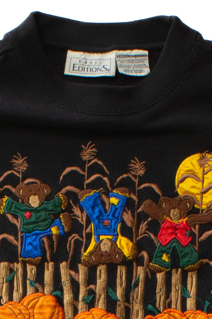 Vintage Embroidered Bearcrows Halloween Sweatshirt (1990s)