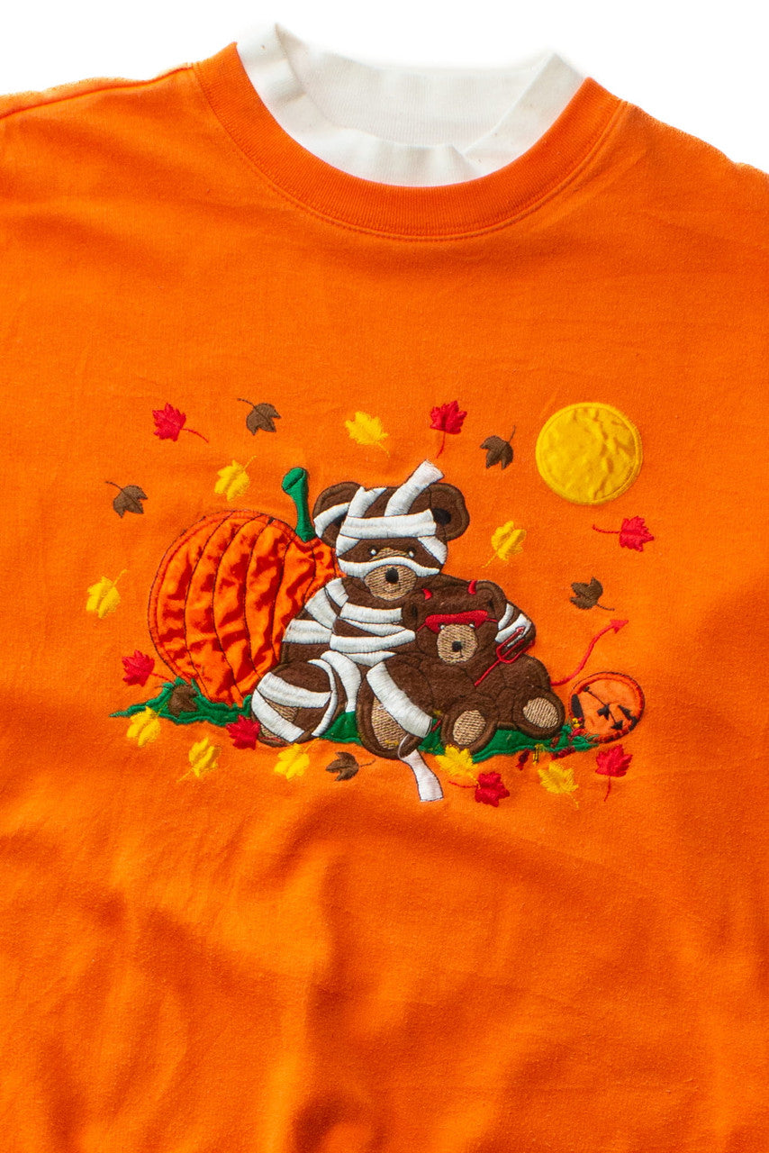 Vintage Mummy & Devil Bear Halloween Sweatshirt (1990s)
