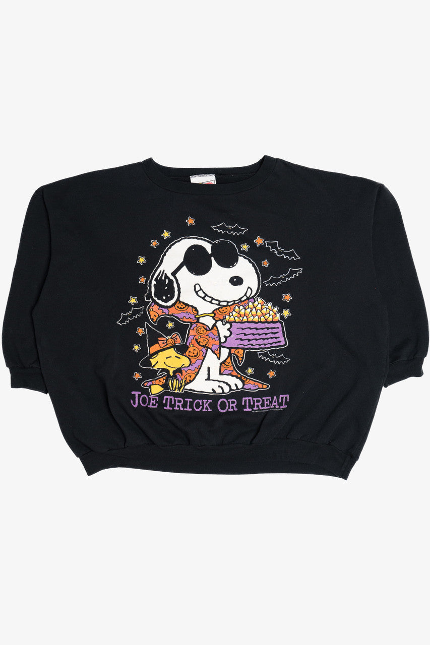 Vintage "Joe Trick Or Treat" Snoopy Joe Cool Novel Halloween Sweatshirt (1990s)