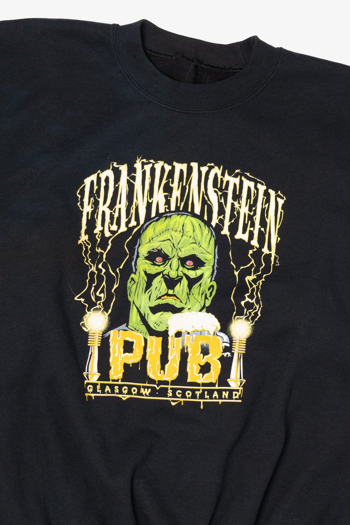 Vintage Frankenstein Pub Glasgow Scotland Halloween Sweatshirt (2010s)