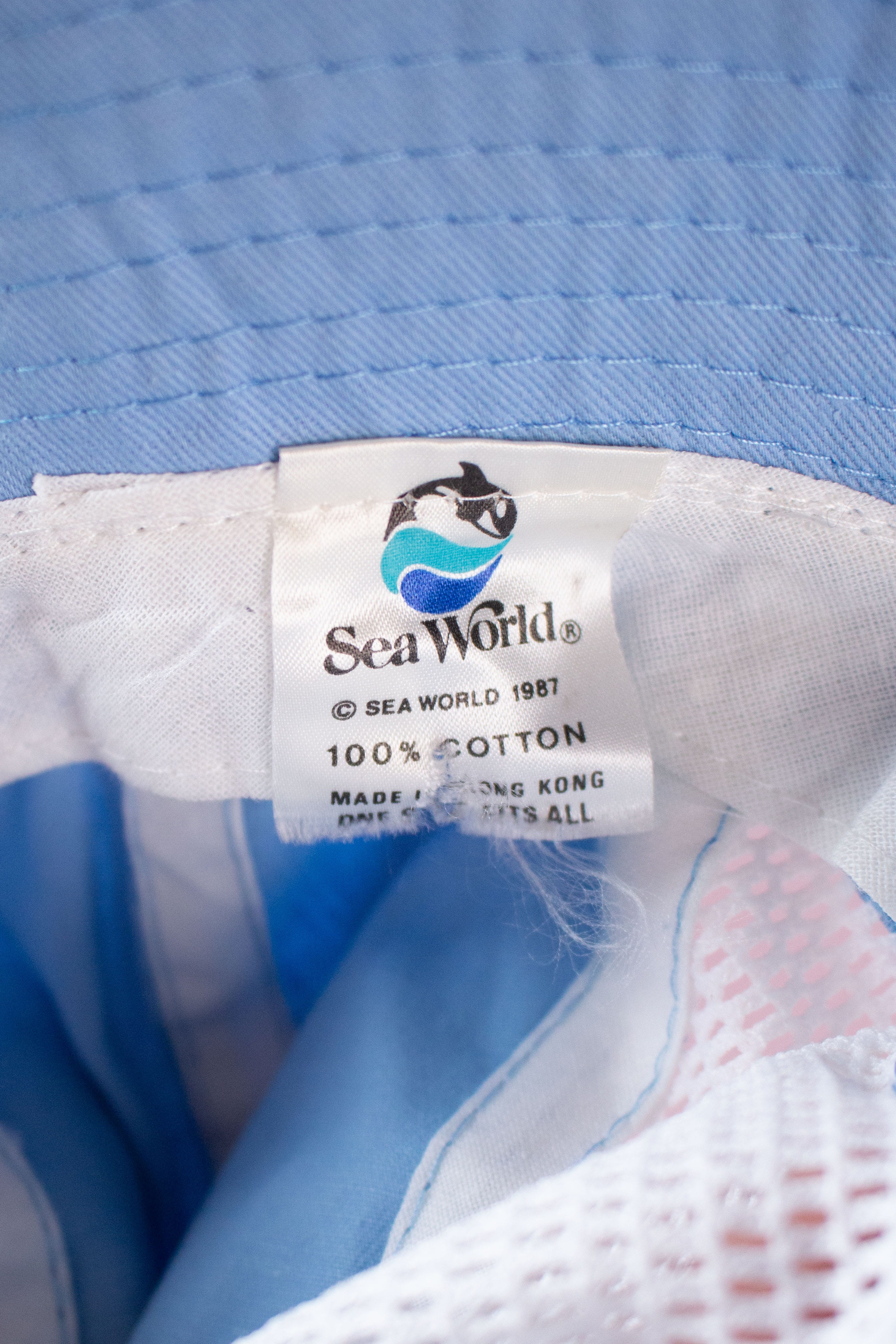 Vintage Sea World Vented Bucket Hat (1980s)