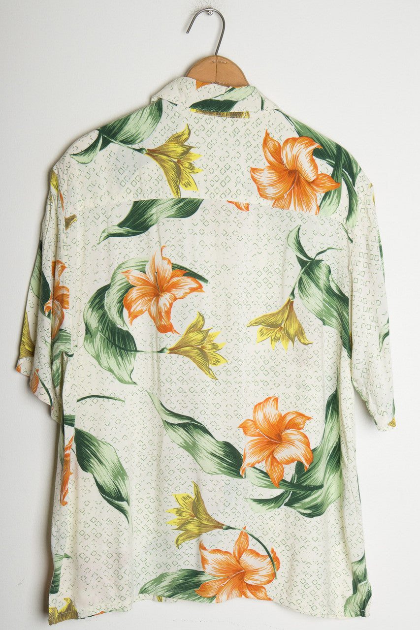 Large Flower Vintage Hawaiian 1