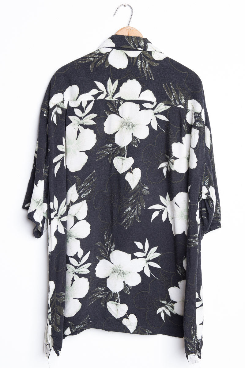 White & Black Vintage Hawaiian