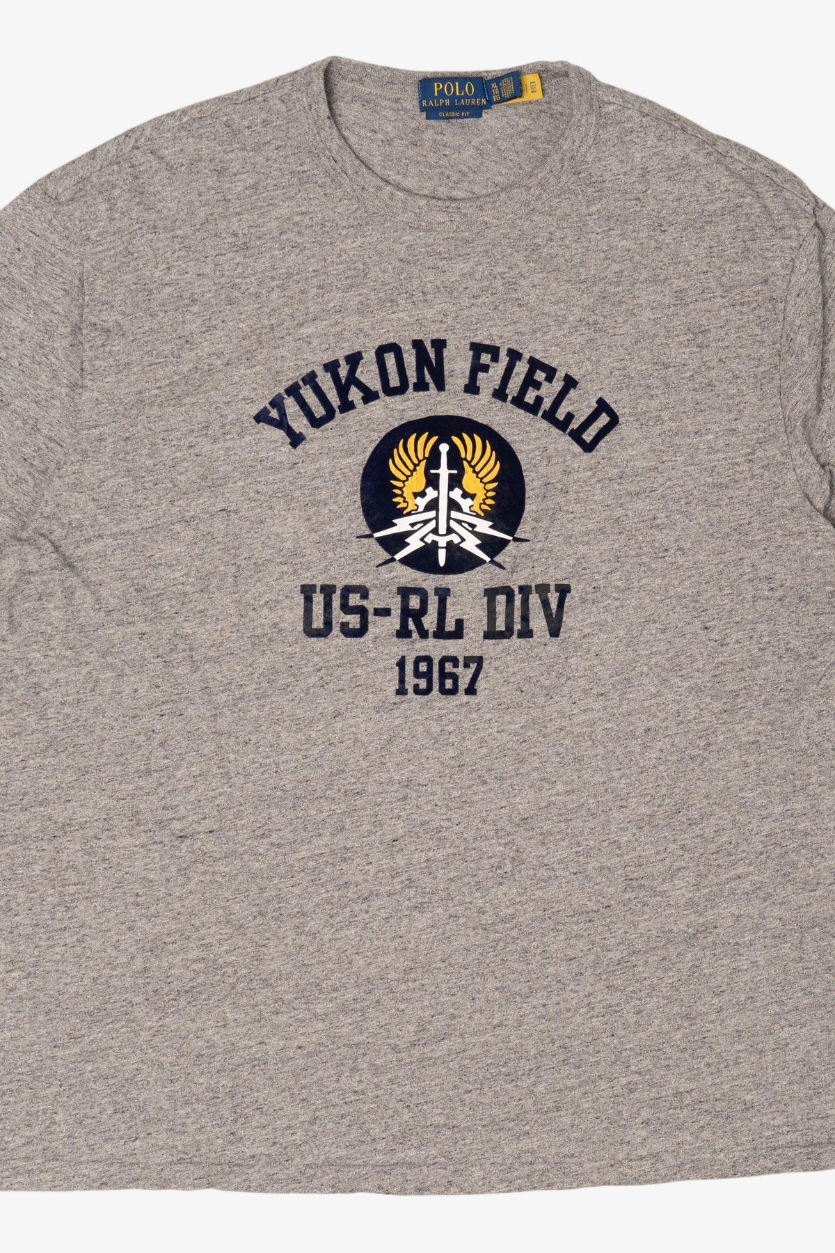 Gray Yukon Field US-RL DIV Textured Text T-Shirt (2020s)