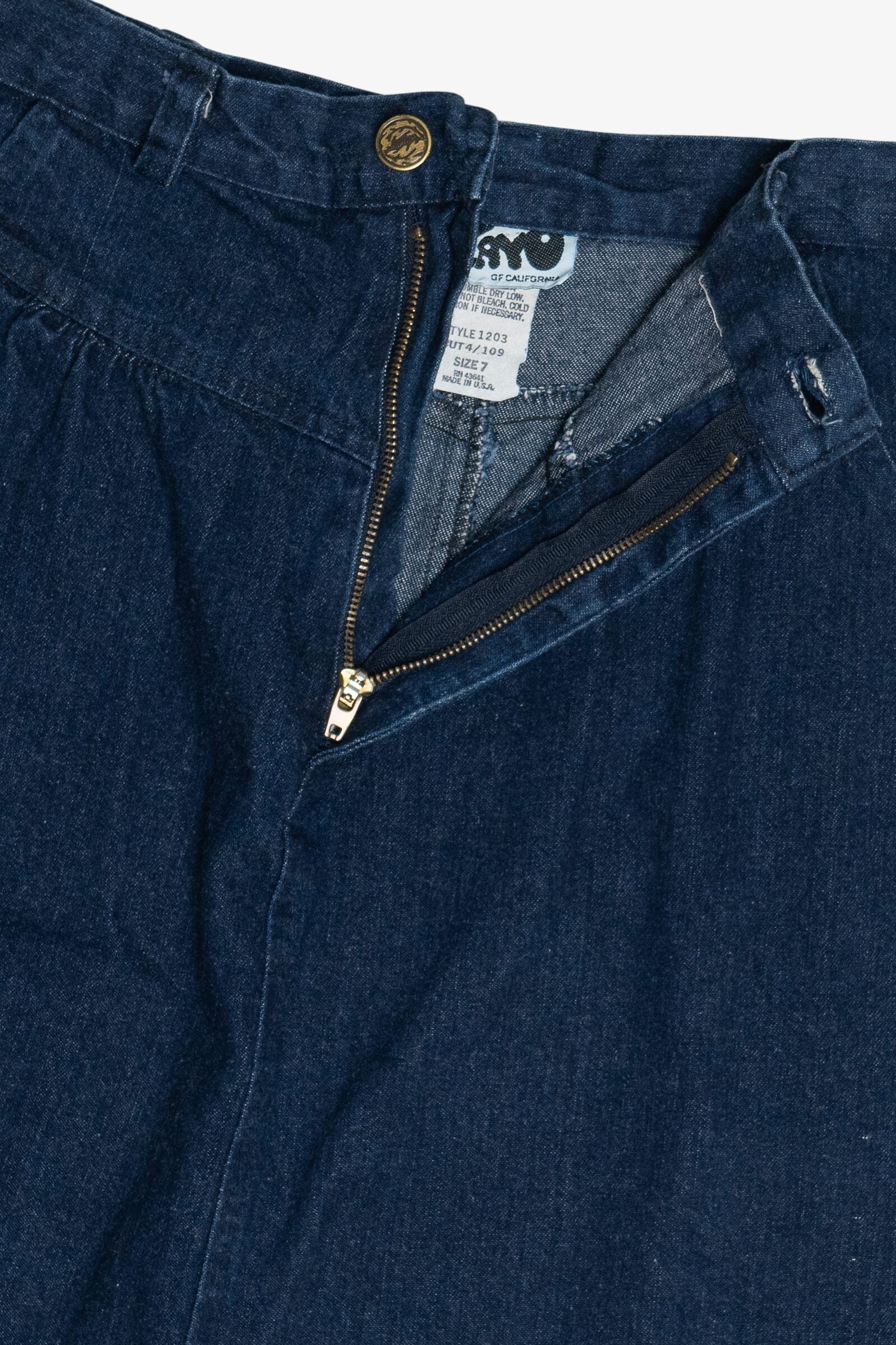Vintage Kayo Of California High Waisted Denim Mini Skirt (1980s)