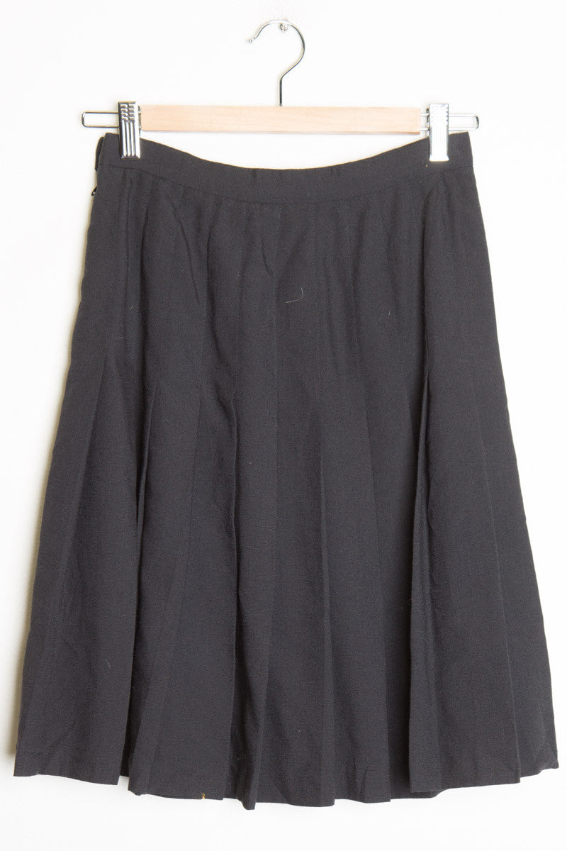 Black Pleated Skirt 1
