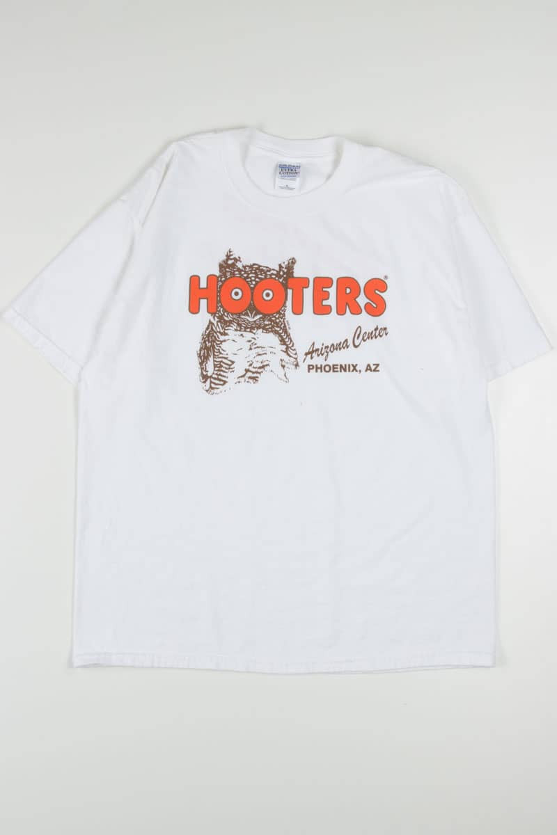 Hooters Phoenix Arizona Tacky, Yet Unrefined Souvenir T-Shirt