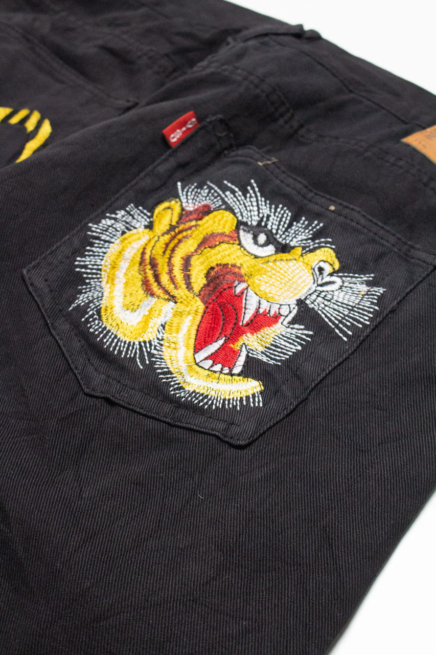 Tiger Embroidered Evisu Genes Godhead Patch Denim Shorts (sz. 38)