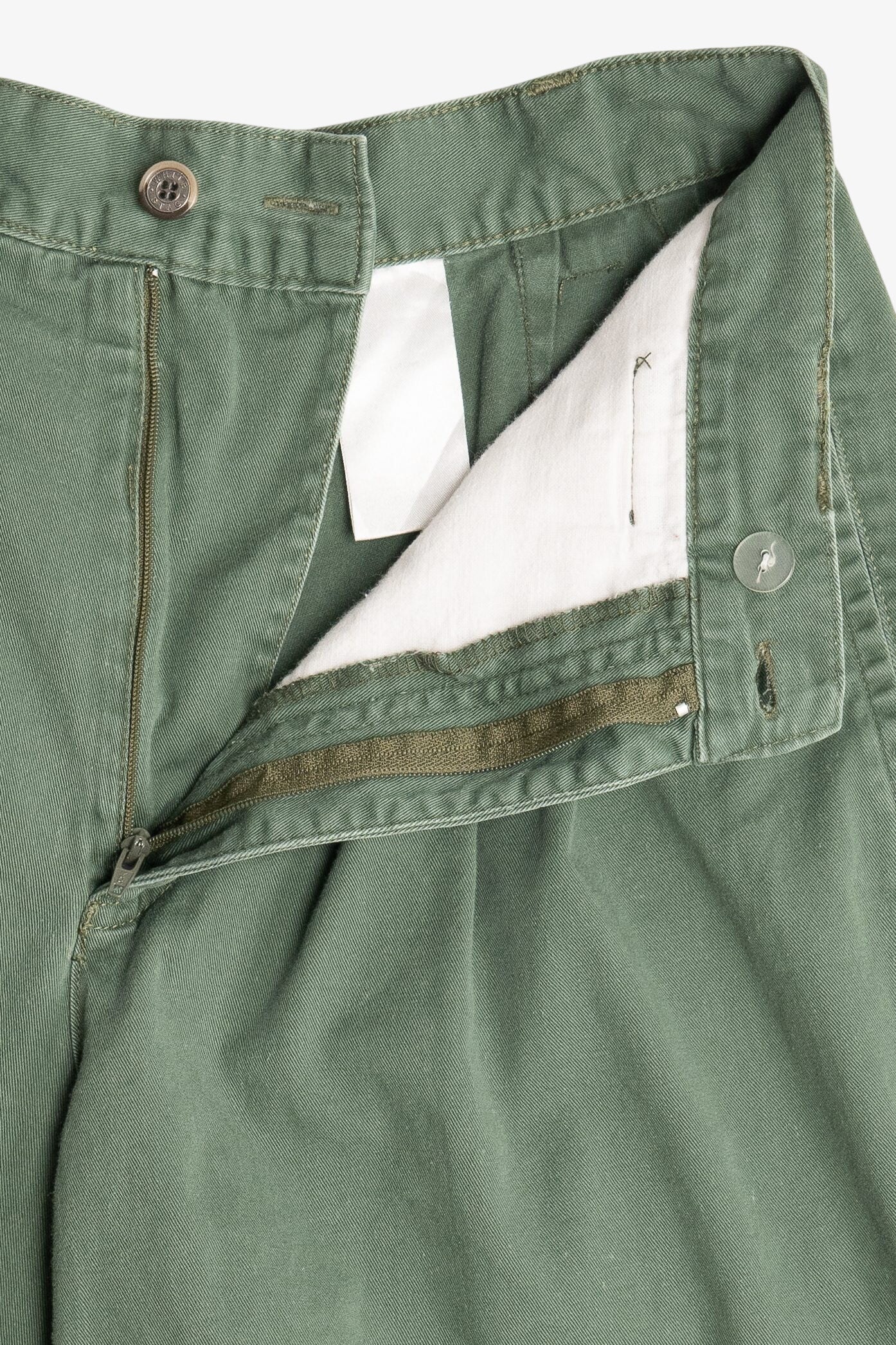 Vintage Sage Green Pleated High Waisted Shorts (1990s)