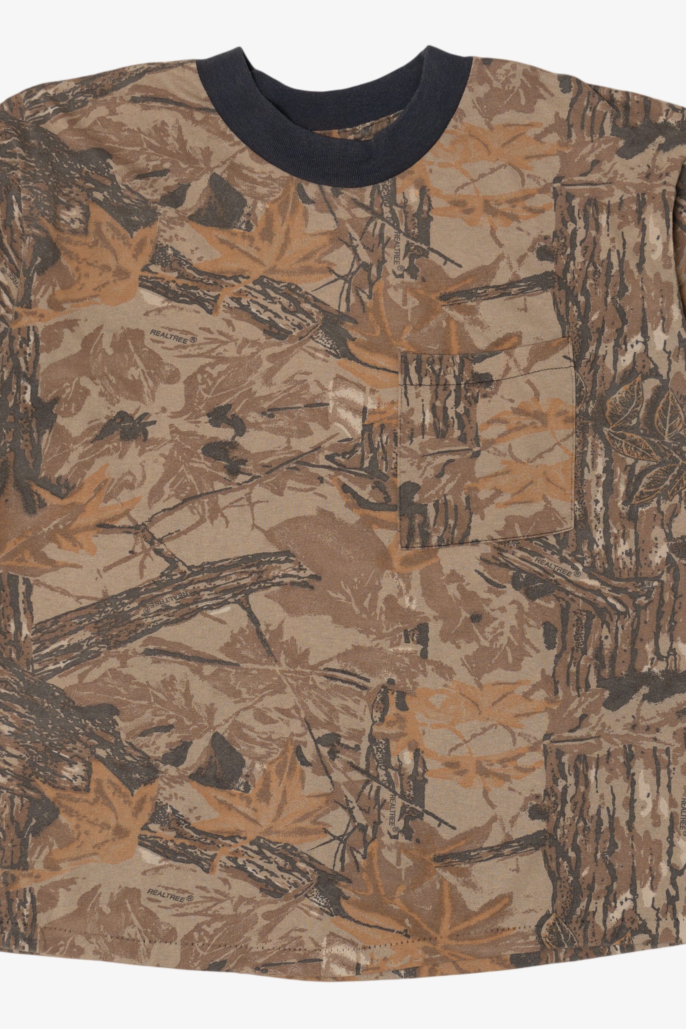Vintage Camouflage Realtree Pocket Single Stitch T-Shirt (1990s)